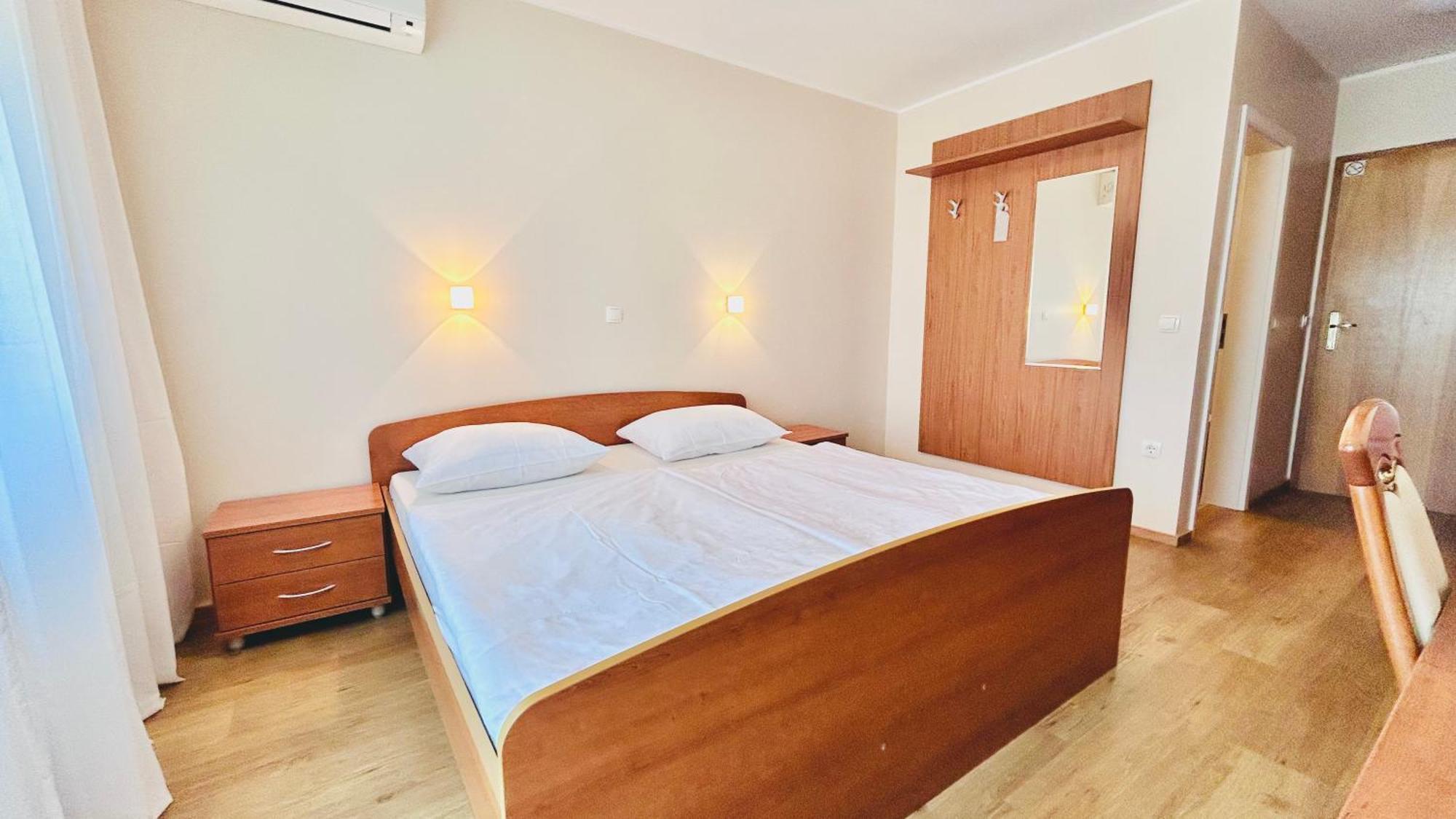 Отель Stara Lipa Tasner Free Kitchen&Garage&Parking-Self Check In Марибор Номер фото