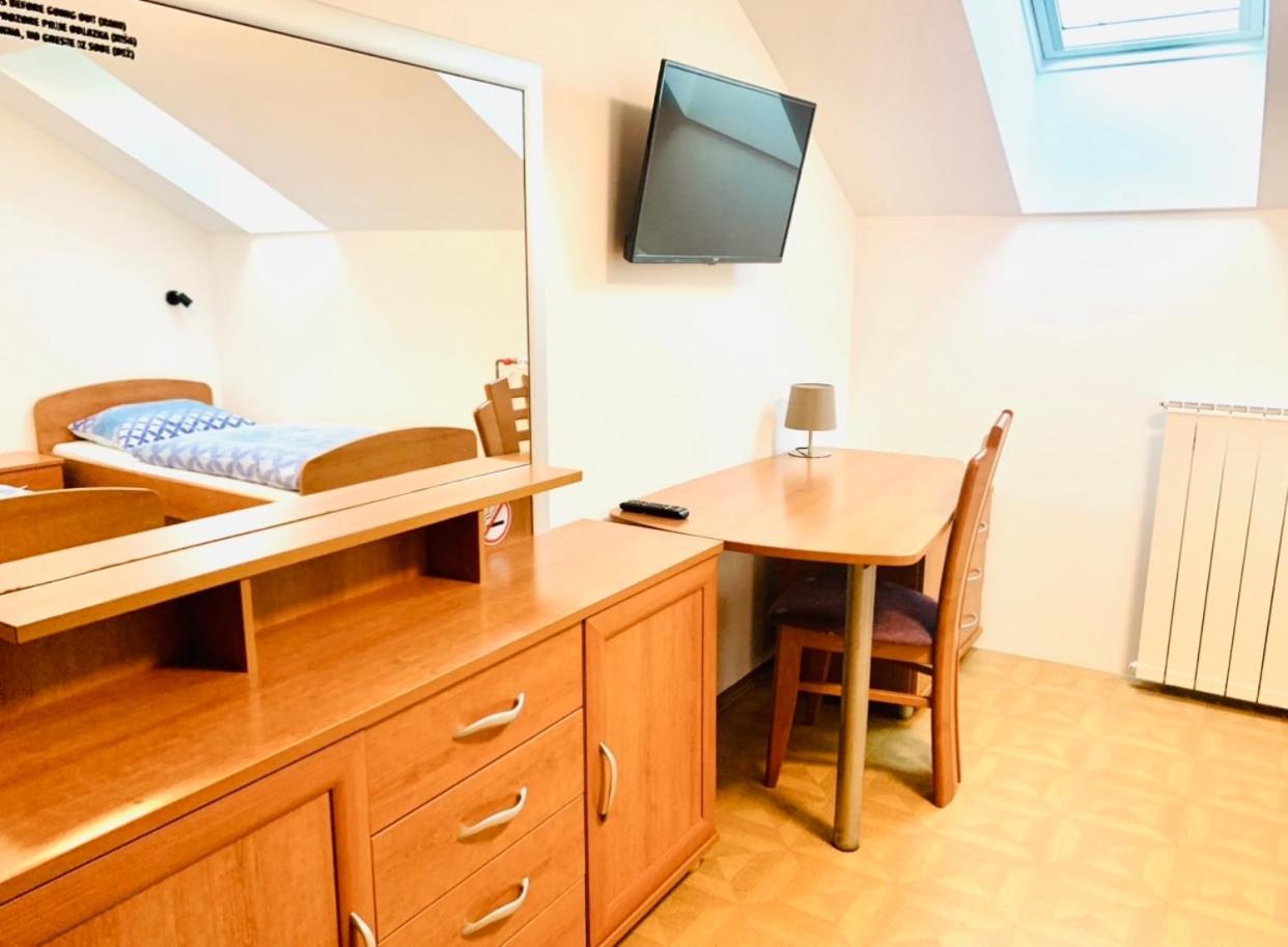 Отель Stara Lipa Tasner Free Kitchen&Garage&Parking-Self Check In Марибор Номер фото