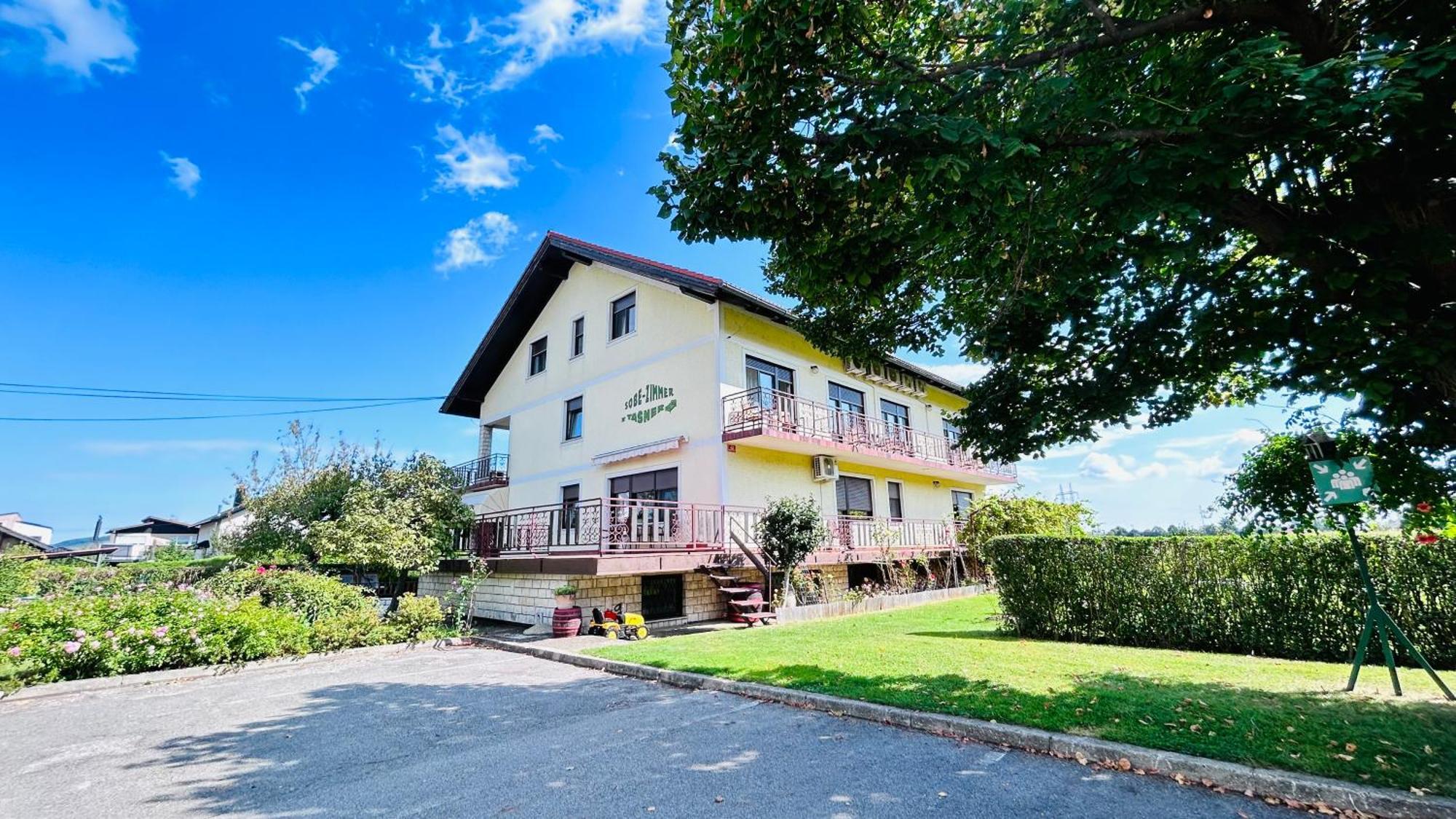 Отель Stara Lipa Tasner Free Kitchen&Garage&Parking-Self Check In Марибор Экстерьер фото